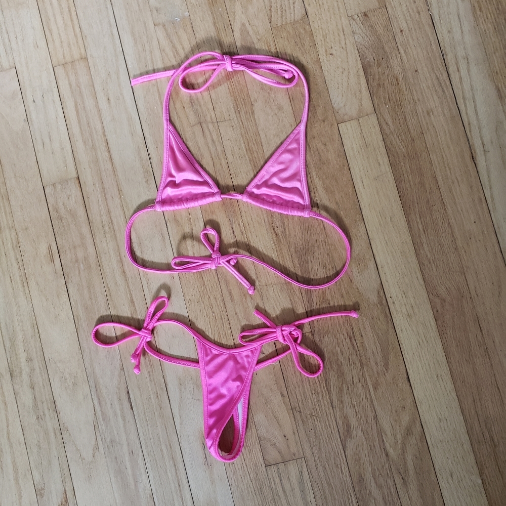 Hot pink thong bikini